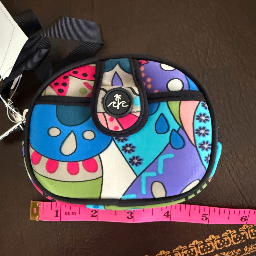 BEACH 🌊 Handbags Neoprene "Scuba" Hand Bag – Vibrant Bandana - Picture 2 of 8